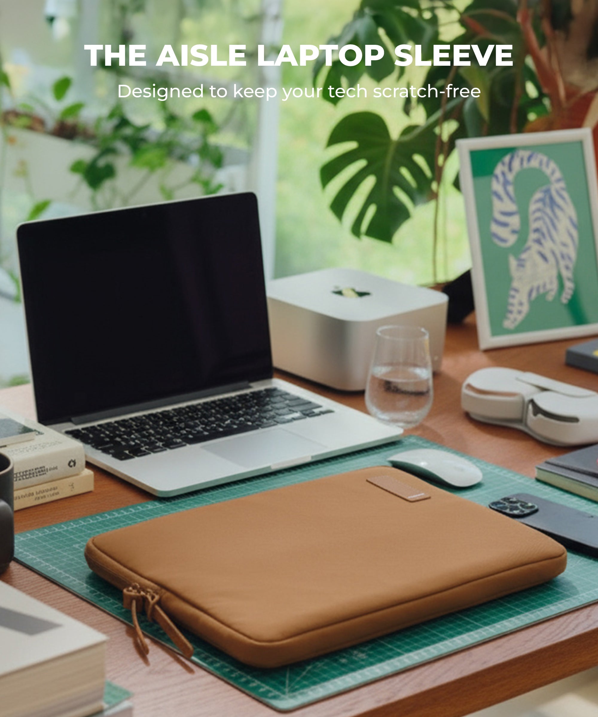 Color_Bear Hug | The Aisle Laptop Sleeve