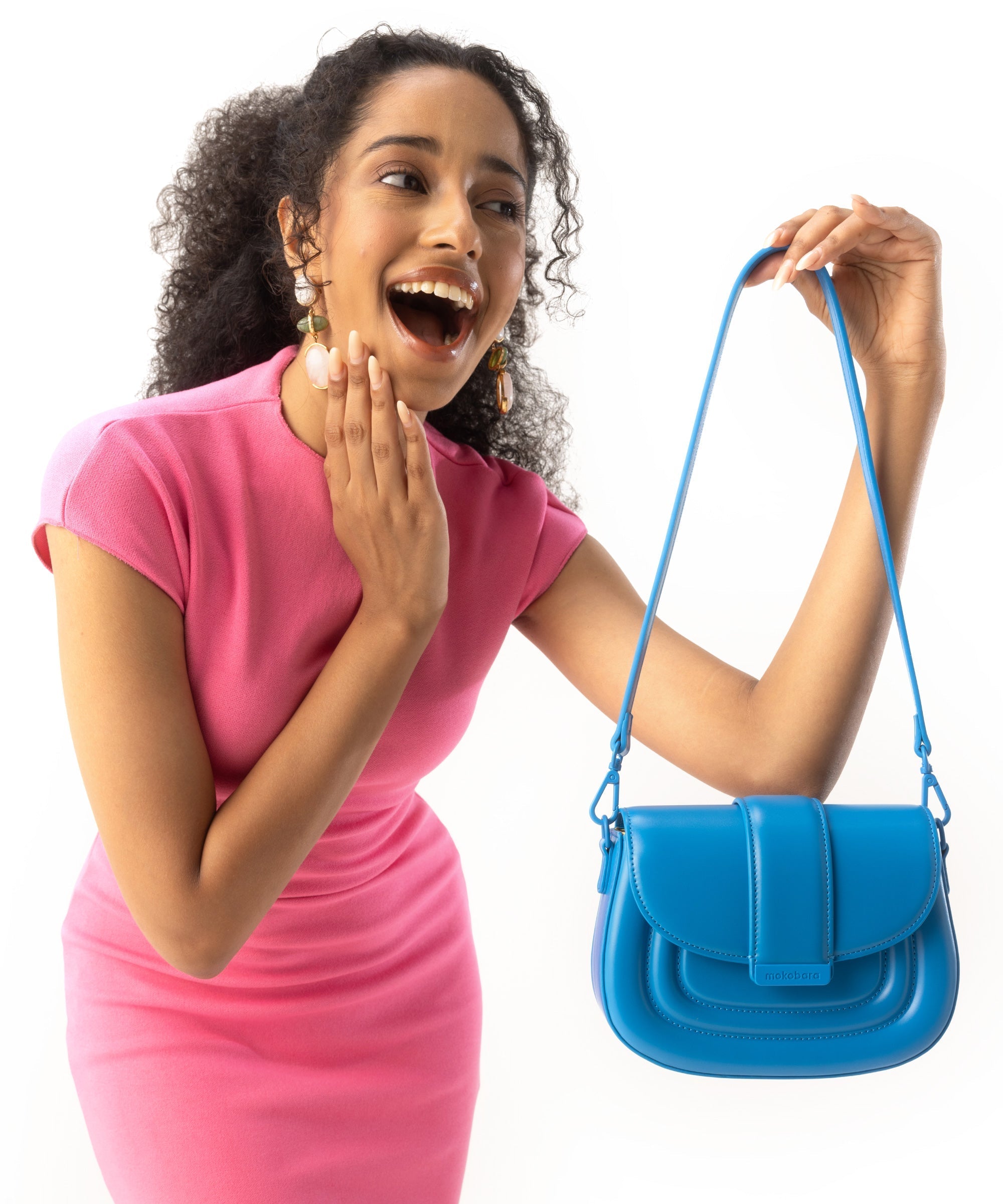 Color_Blue d Up | The Serif Handbag