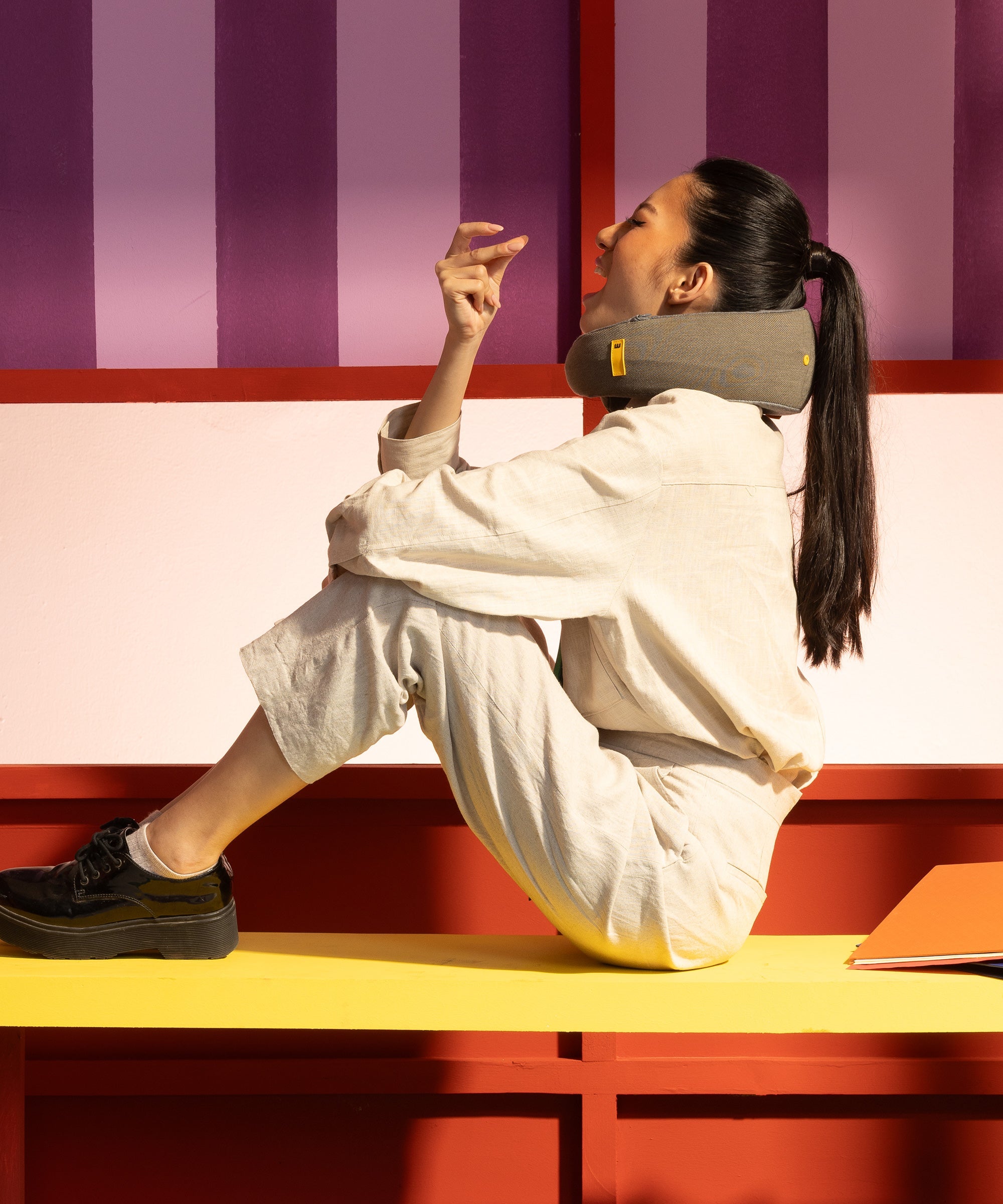 Color_Seize the Grey | The Travel Pillow